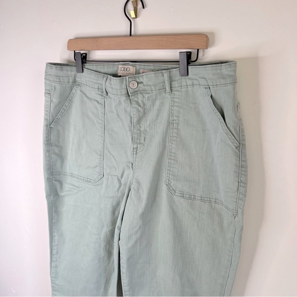 LOGO by Lori Goldstein Sage Green Boyfriend Pants size 18 W